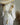 robe chic bohème blanche et dorée fluide et légère pour cet été