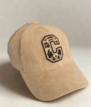 Casquette « C » Léopard effet velours, tendance, femme accessoire, beige