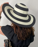 capeline chapeau femme rayé noir et blanc