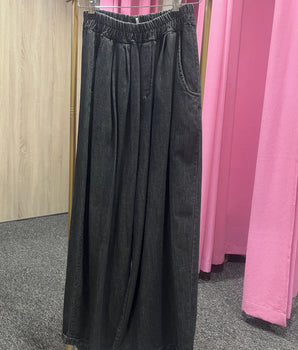 Pantalon large femme, version jean, marque Johanna Paris, couleur grise