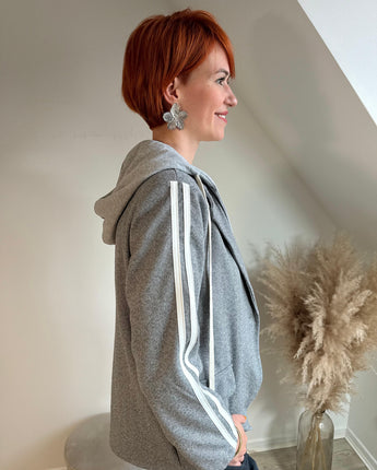 blazer gris avec capuche sweat Johanna Paris