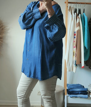 Chemise longue bleue avec rayures sur les manches - mode tendance pour femme 59155 Faches-Thumesnil