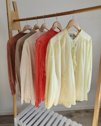 chemise voile de coton, avec volant, fluide et lègère marque Johanna Paris