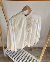 chemise blanche à volant marque Johanna Paris, ultra légère
