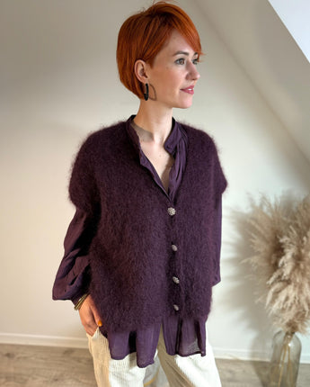 gilet prune sans manche en mohair boutons strassés Johanna Paris