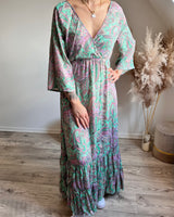 robe longue pour femme fluide turquoise et violet avec motifs fleuris avec arabesque 
