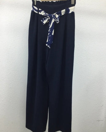 pantalon palazzo grande taille marine et son foulard