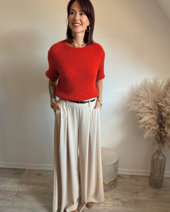 pantalon fluide et léger à pinces, avec ceinture, écru , jambes larges