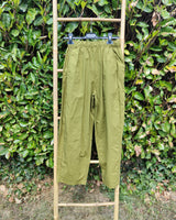 pantalon magique frog version légère idéal pour l'entrée de saison, taille unique 36/42 marque Johanna Paris