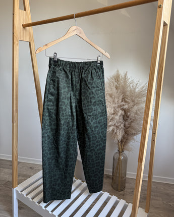 pantalon léopard vert johanna paris