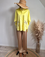 pantalon palazzo coloris doré, beige, effet brillant, élastiqué à la taille , stylé et confortable