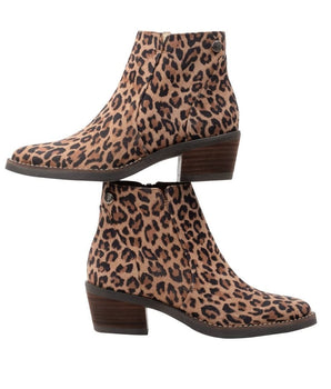 Boots Romy cuir python ou nubuck léopard