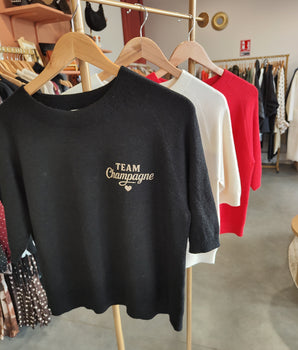 Pull “Team Champagne” – Maille Douce & Message Festif