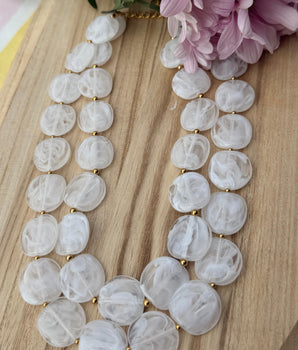 Collier double rang rose tendre ou blanc lumineux