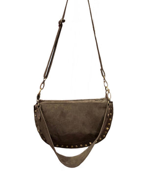 Sac bandoulière en cuir clouté