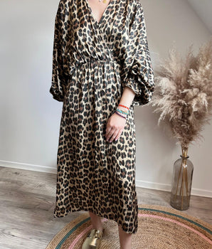robe longue cache coeur motif léopard