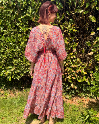 robe en soie décolleté dos et devant coloris rouge, taille unique 34/44, boutique sur Faches Thumesnil
