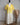 robe longue Bohême, tie and dye jaune et blanc légère, col V, en coton, pour cet été.