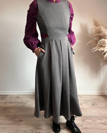 robe longue gris avec ouverture sur la taille 