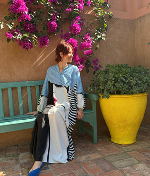 robe longue bleu ciel et blanch visage femme col V taille 36 au 44 marque LM Lulu