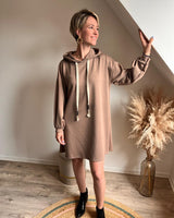 robe sweat manches longues à capuche couleur taupe
