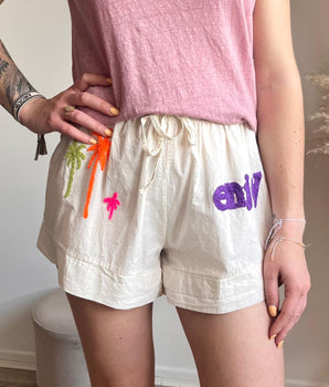 short été avec ecritures brodées johanna paris