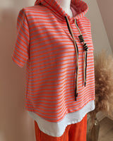 sweat fluo  orangange avec capuche johanna paris