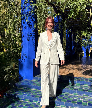 tailleur pantalon blanc rayé noir taille 34 au 40 hyper léger