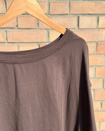 tee shirt biba coloris chocolat Johanna Pais