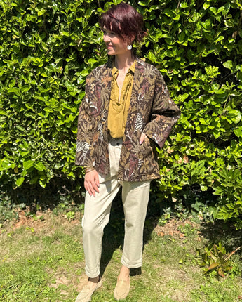 veste imprimée jungle, chic, automne tendance marron, beige, kaki, ocre, marque Johanna Paris