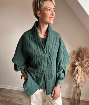 kimono matelassé vert foncé un bouton manches 3/4 johanna paris