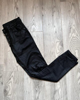 pantalon simili cuir noir avec bouton et fermeture zip confortable